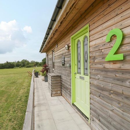 Lulu Logs Villa Bristol Bagian luar foto